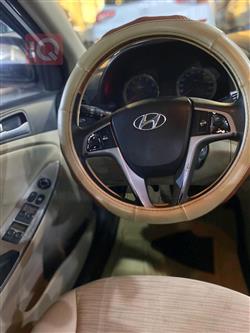 هیوندای ئەکسنت